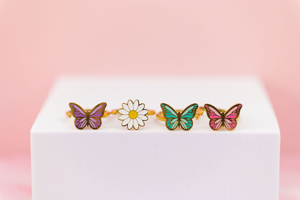 Set of enamel spinner rings