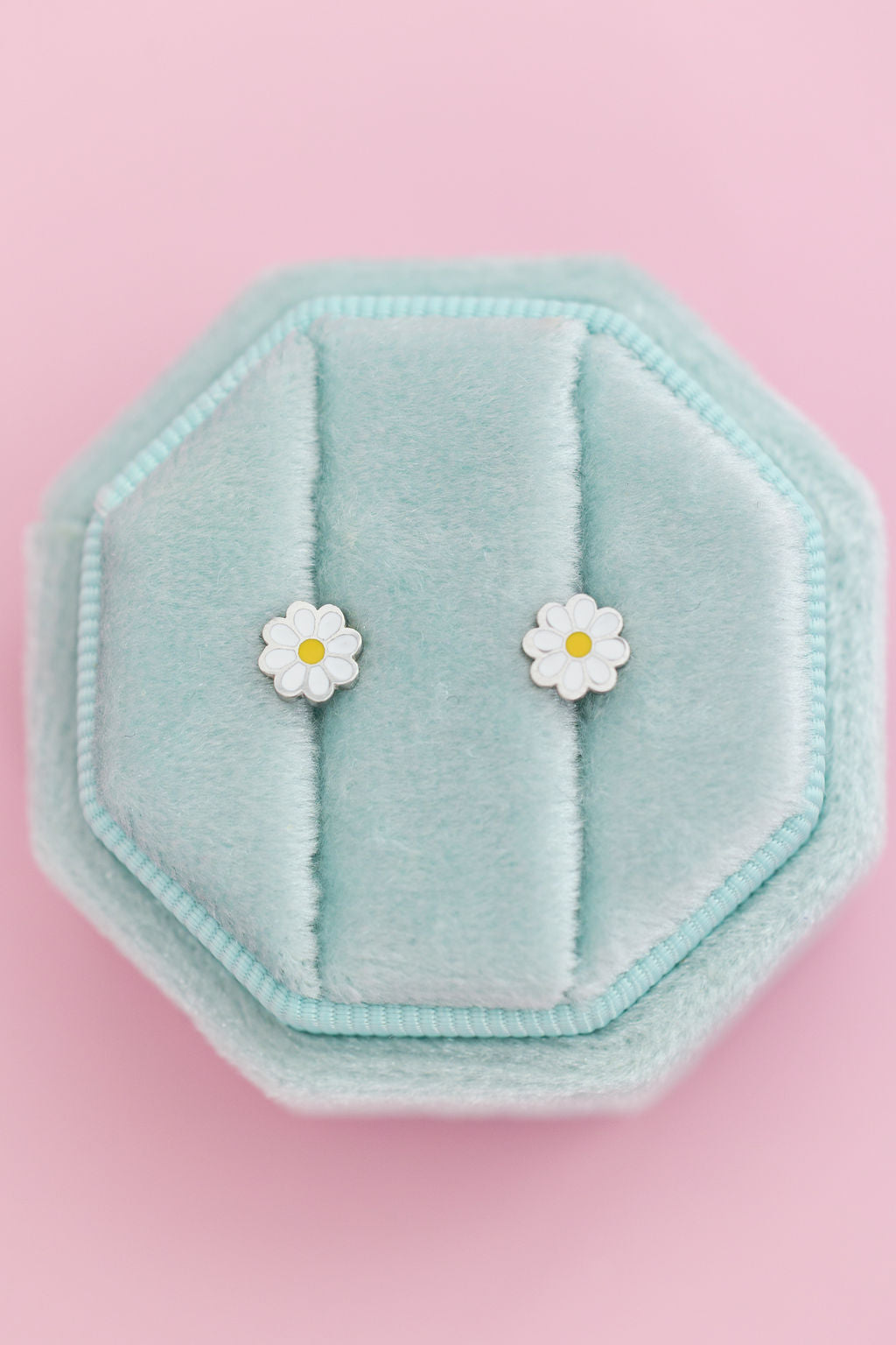 Silver Daisy Stud Earrings